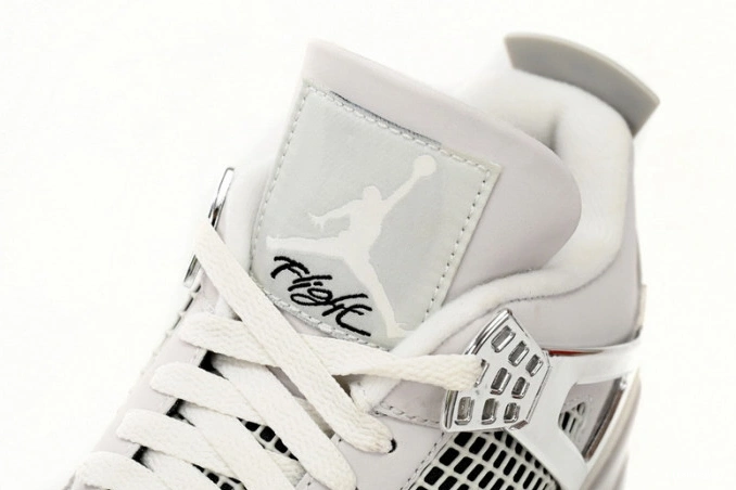 Jordan Frozen AQ9129-001 4 WMNS Air Moments 1027